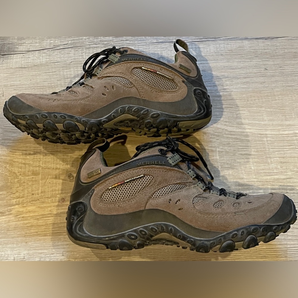 Merrell Women's Chameleon Arc GTX Brown Leather Waterproof Hiking Shoes Size 8